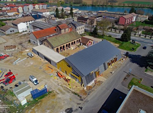 TOURNUS Salle des fêtes Charpente Nugues Bourgogne Saone et Loire 71 Bois Ossature Couverture Zinguerie Bardage